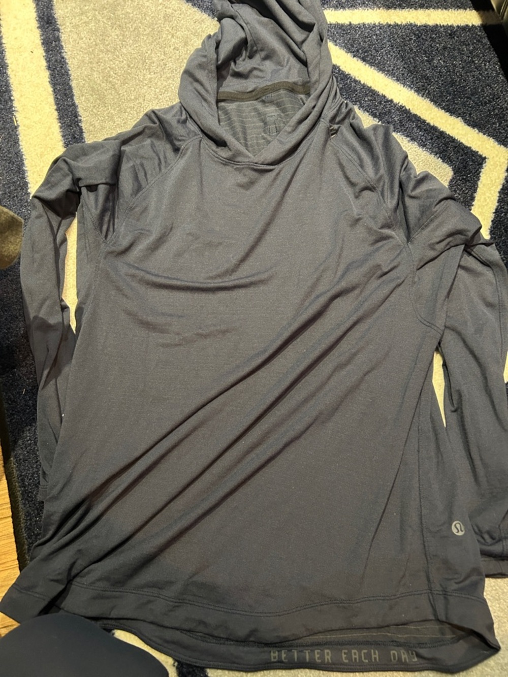 lululemon athletica Men's Long Sleeve Hooded Top - Charcoal Gray